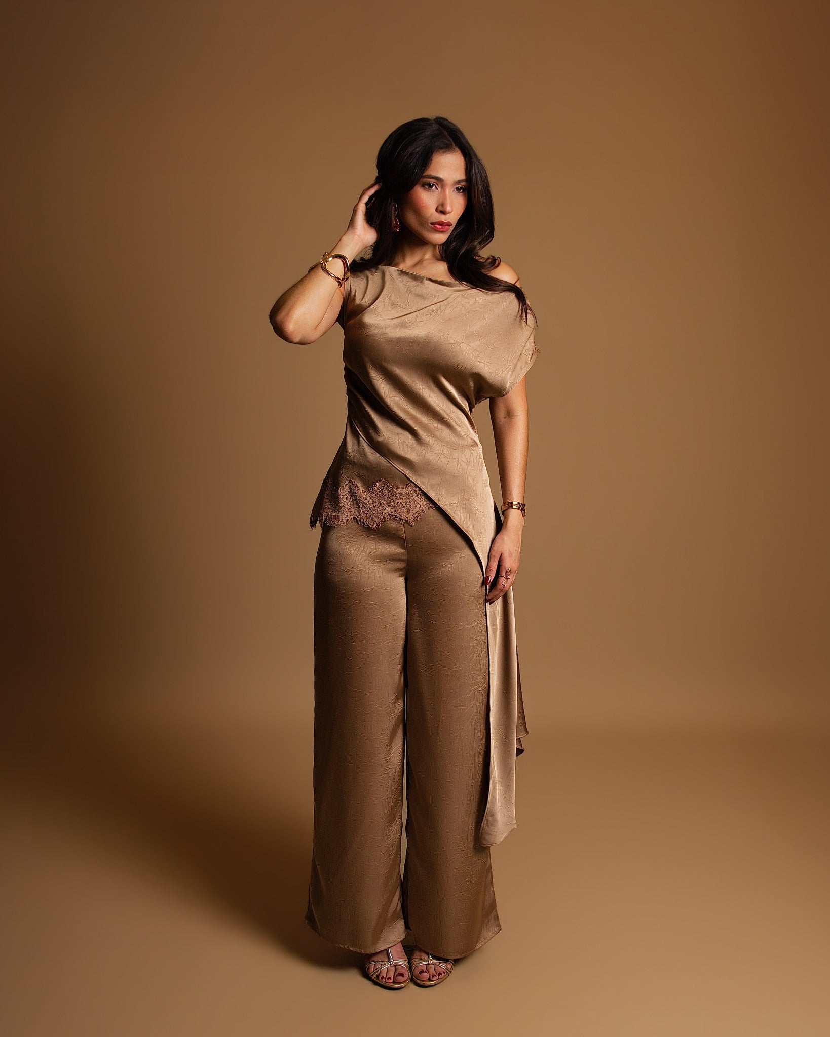 Seda Lace Set